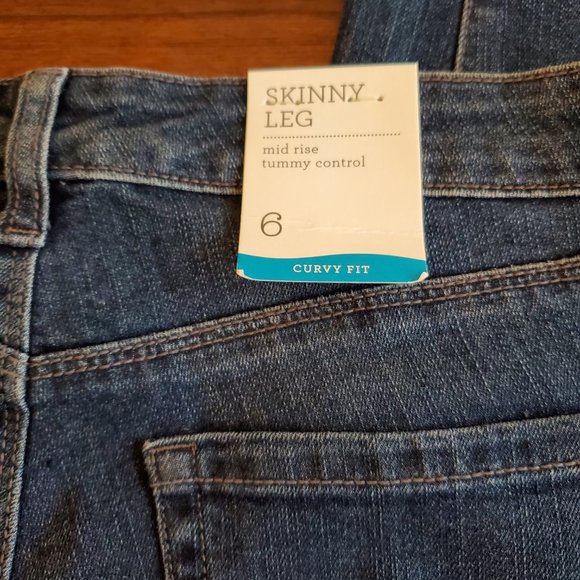 Style & Co mid-rise curvy skinny jeans - Picture 7 of 7